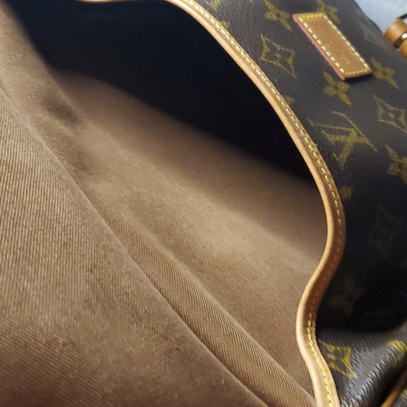 LV Louis Vuitton saumer saddle bag - Picture 5 of 9